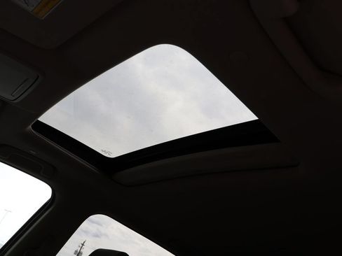 Used 2024 Honda CR-V EX-L image 37