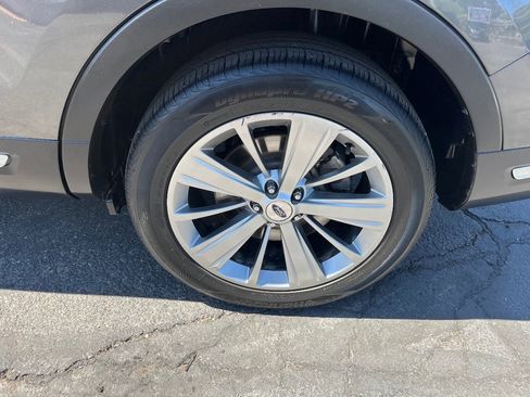 Used 2018 Ford Explorer Limited FWD image 45