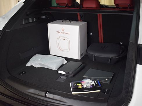 New 2025 Maserati Grecale Folgore image 45