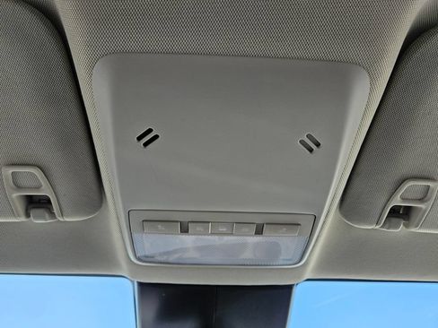 Used 2021 Buick Encore Preferred FWD image 18