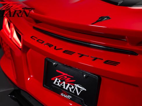 Used 2020 Chevrolet Corvette Stingray Preferred Cpe w/ 2LT Preferred Equipment Group RWD image 19