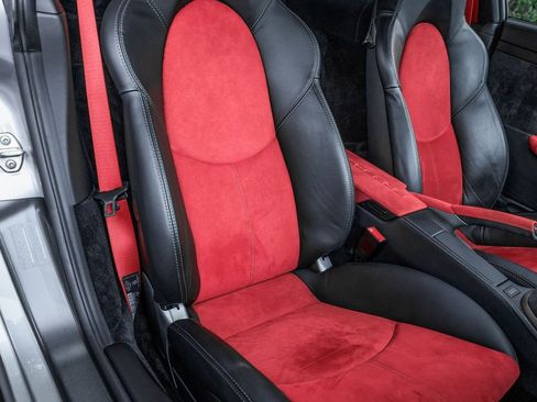Used 2011 Porsche 911 GT2 RS RWD image 25