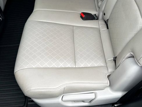 Used 2020 Honda Passport Touring image 29