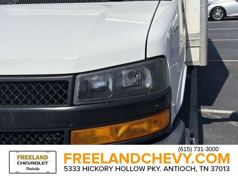 Used 2020 Chevrolet Express 3500 w/ Driver Convenience Package image 7