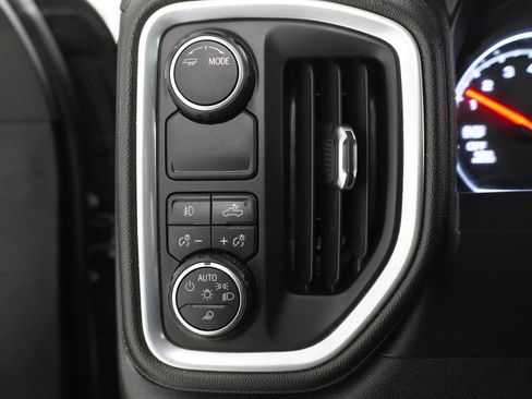 Used 2021 Chevrolet Silverado 1500 RST w/ Texas Edition Plus RWD image 8