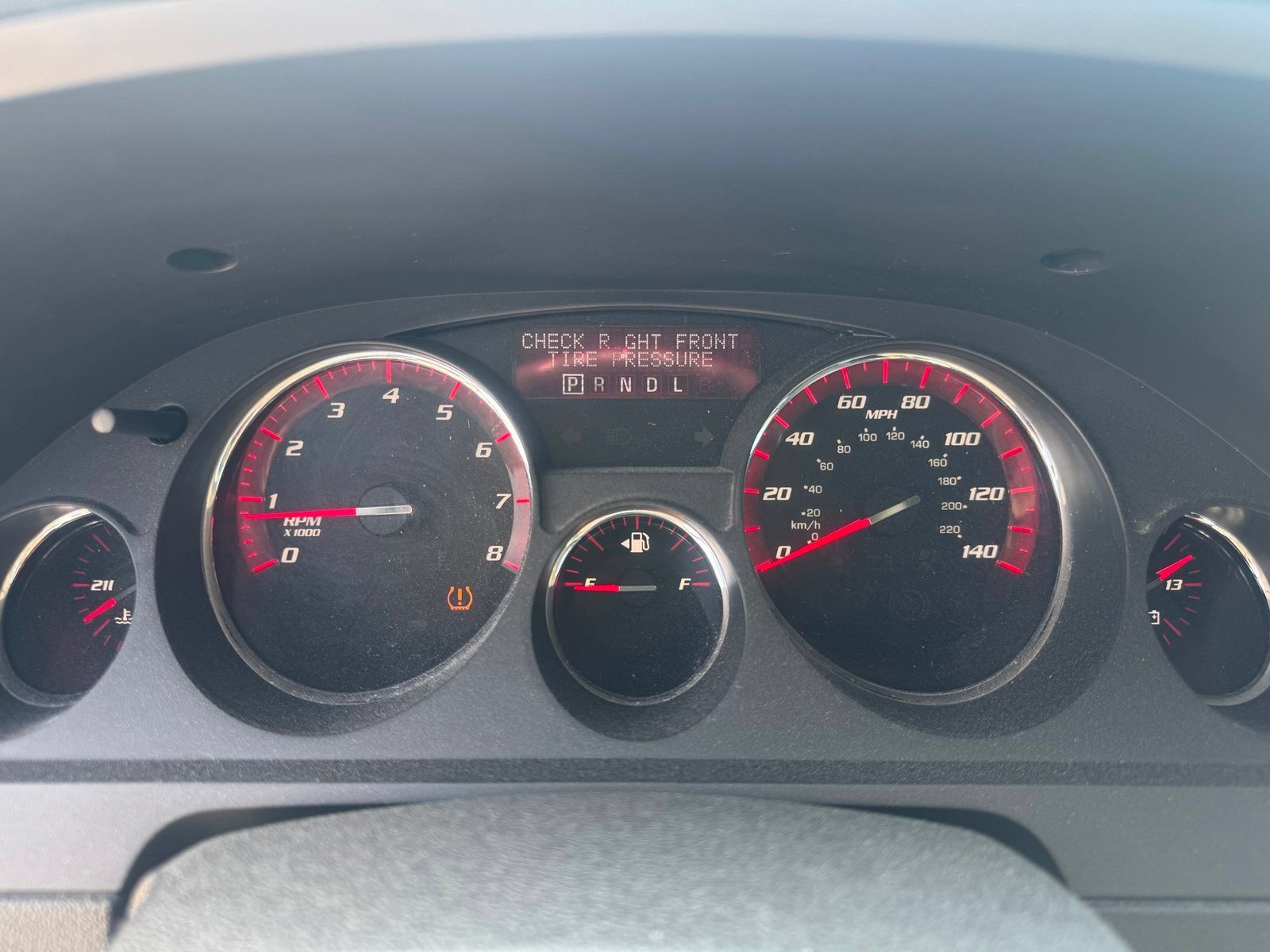 Used 2009 GMC Acadia SLE FWD image 13