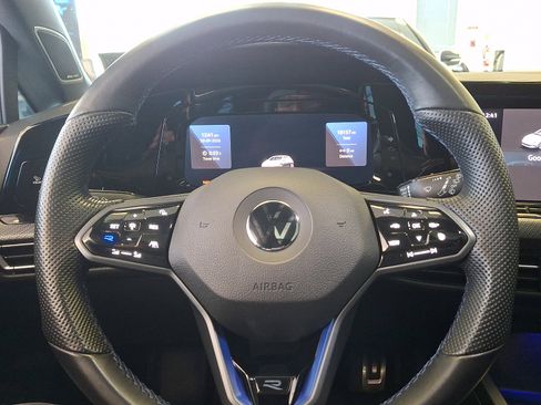 Used 2022 Volkswagen Golf R 2.0T image 15