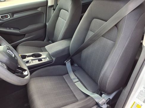 Used 2023 Honda Civic LX image 2