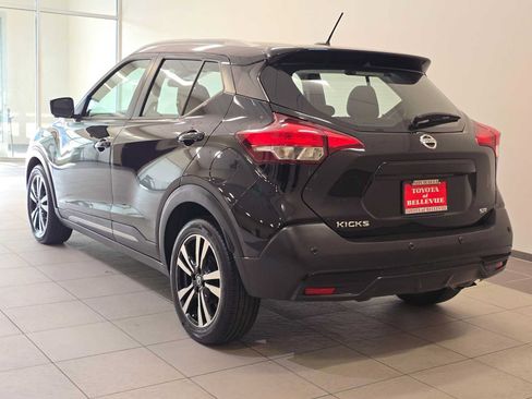 Used 2020 Nissan Kicks SR FWD image 4