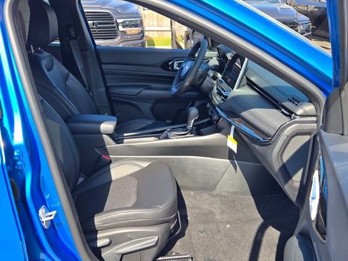 New 2026 Jeep Compass Latitude image 5