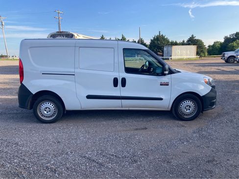 Used 2021 RAM ProMaster City Tradesman FWD image 12