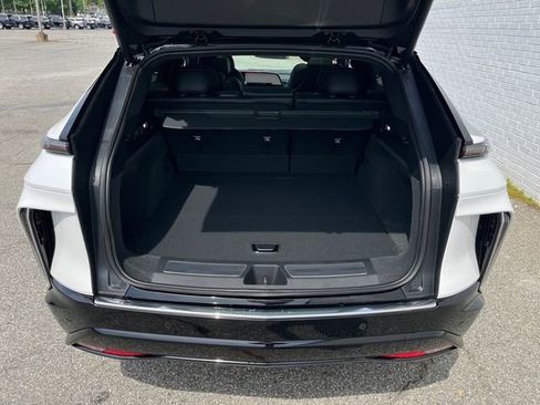 New 2025 Cadillac Lyriq Luxury image 5