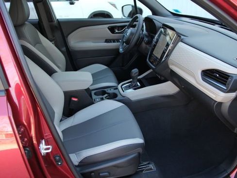 Used 2025 Subaru Forester Limited AWD/4WD image 37