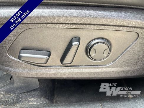 Used 2022 Kia Sorento S w/ Panoramic Sunroof Package AWD/4WD image 25