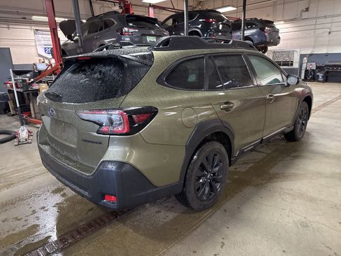 Used 2023 Subaru Outback Onyx Edition image 3