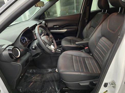 Used 2020 Nissan Kicks SR w/ SR Premium Package image 17