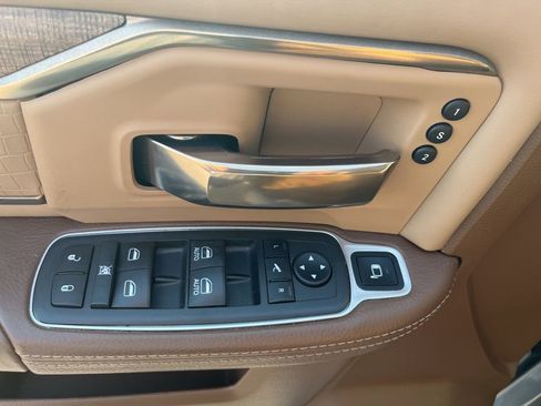 Used 2019 RAM 2500 Limited image 17