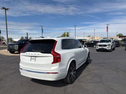 Used 2024 Volvo XC90 B5 Plus AWD/4WD image 6