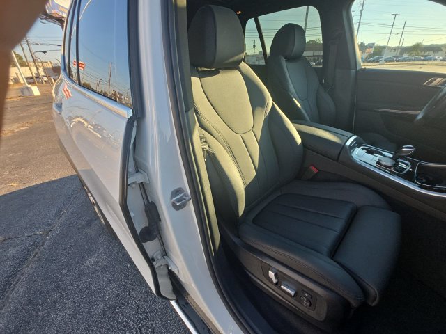 Used 2021 BMW X5 sDrive40i w/ Convenience Package RWD image 25