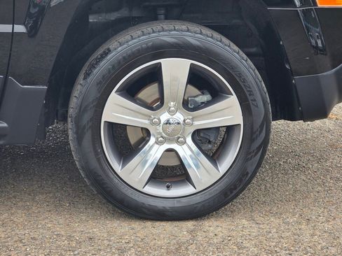 Used 2016 Jeep Patriot Sport image 27