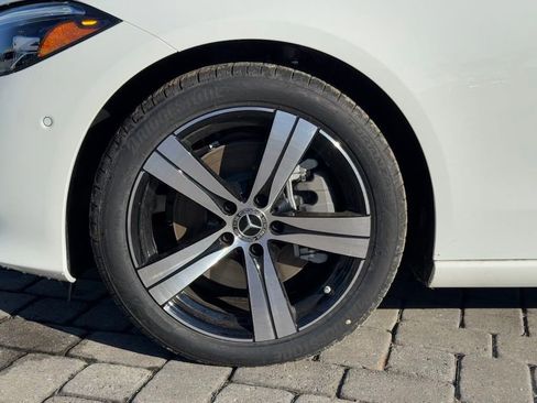 Used 2025 Mercedes-Benz C 300 Sedan image 12