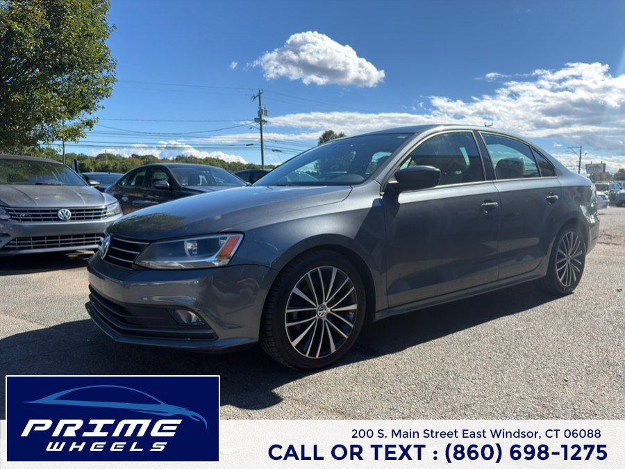Used 2016 Volkswagen Jetta Sport FWD image 3