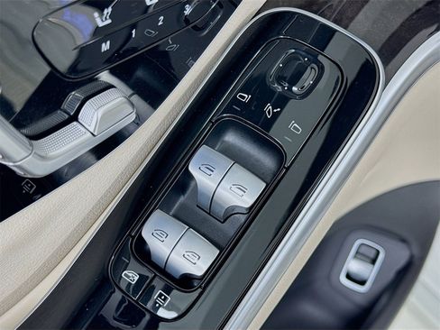 Used 2023 Mercedes-Benz S 500 S 500 image 16