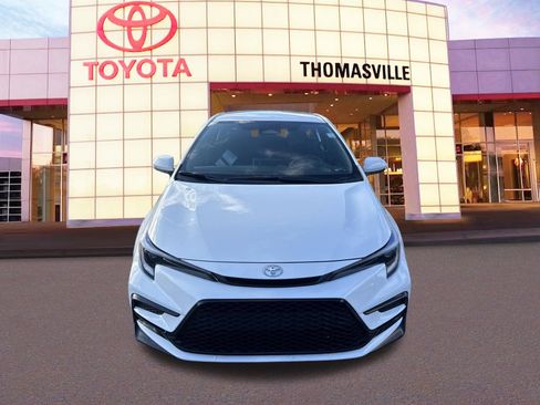 New 2026 Toyota Corolla SE image 2