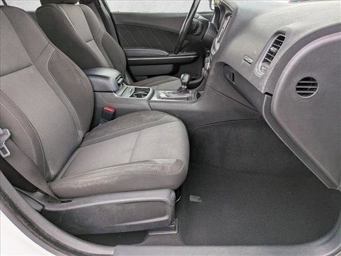 Used 2022 Dodge Charger SXT image 22