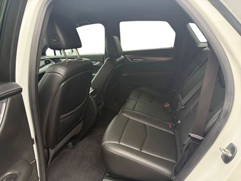 Used 2022 Cadillac XT5 Luxury w/ LPO, Floor Liner Package AWD/4WD image 19
