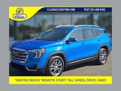 Used 2024 GMC Terrain SLT w/ LPO, Floor Liner Package