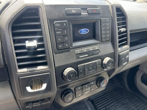 Used 2022 Ford F550 2WD Regular Cab Super Duty image 17