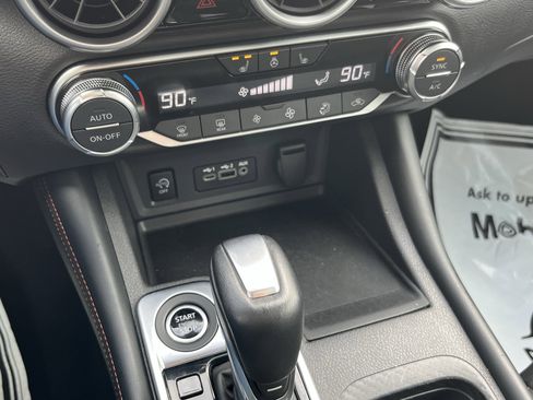 Used 2024 Nissan Sentra SR w/ SR Premium Package image 25