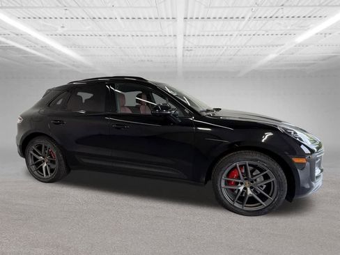 Used 2022 Porsche Macan S AWD/4WD image 6