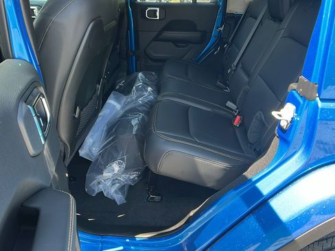 New 2025 Jeep Wrangler Sahara image 20