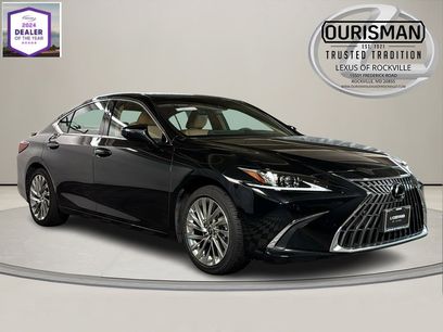 Certified 2023 Lexus ES 300h w/ Luxury Package