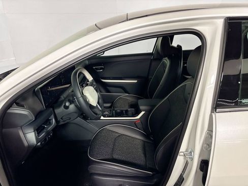 New 2025 Kia K4 GT-Line image 11