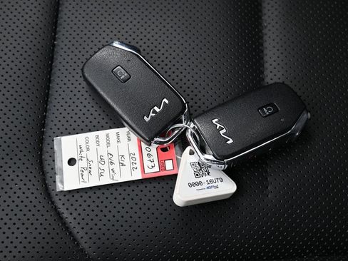 Used 2022 Kia EV6 Wind image 30