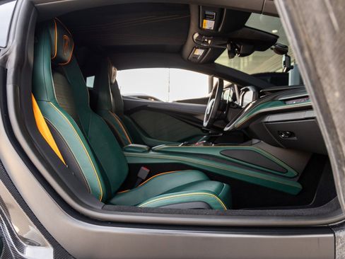 Used 2024 Lamborghini Revuelto image 41