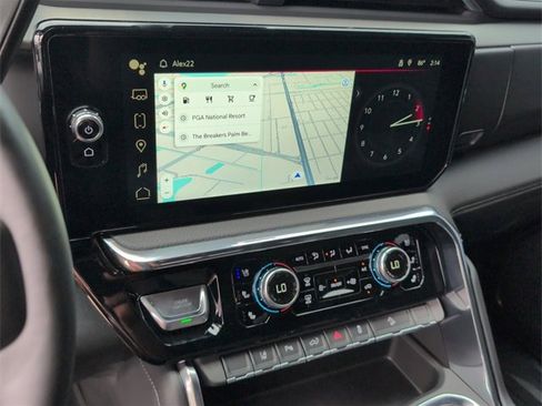 Certified 2024 GMC Sierra 2500 Denali w/ Denali Reserve Package image 28