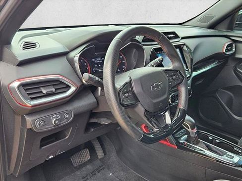 Used 2021 Chevrolet TrailBlazer RS w/ Convenience Package FWD image 10
