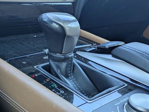 Used 2013 Lexus LS 460 L w/ Executive Class Seating Pkg RWD image 9