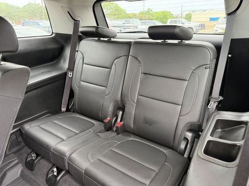 Used 2023 GMC Acadia SLT AWD/4WD image 15