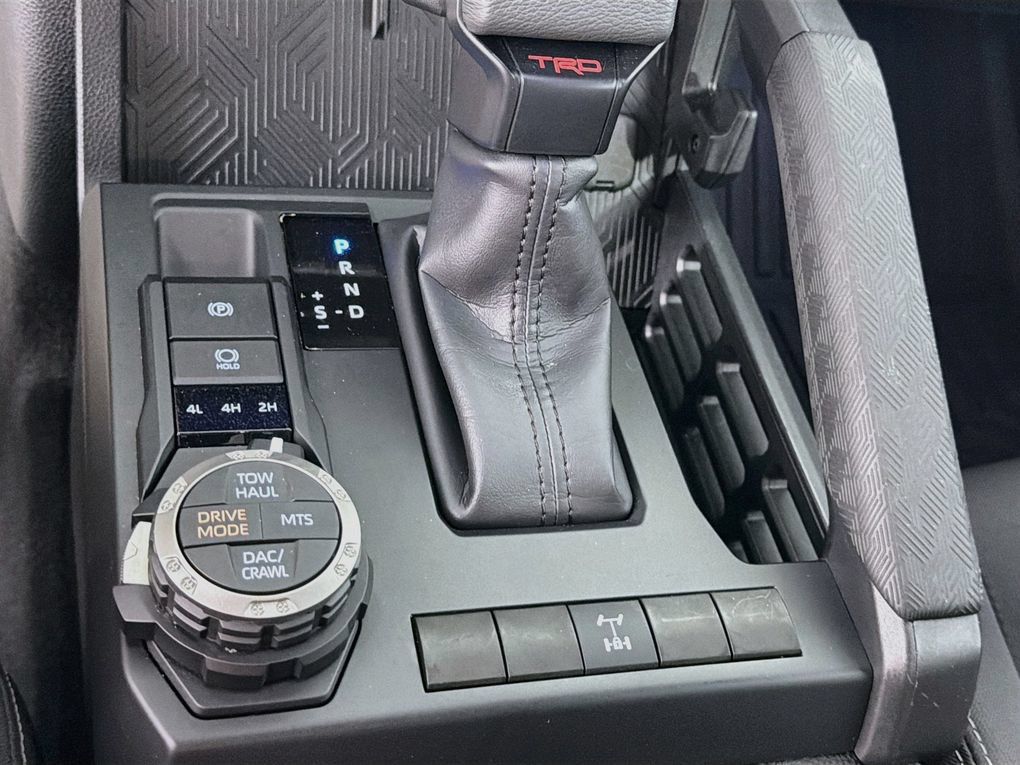 Used 2025 Toyota Tacoma TRD Off-Road AWD/4WD image 20