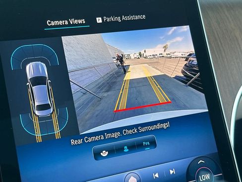 Certified 2025 Mercedes-Benz C 300 4MATIC Sedan image 17