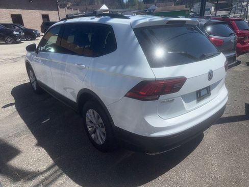 Used 2018 Volkswagen Tiguan S image 4