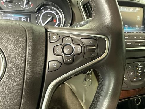 Used 2016 Buick Regal FWD image 15