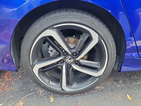 Used 2021 Honda Accord Sport Special Edition image 4