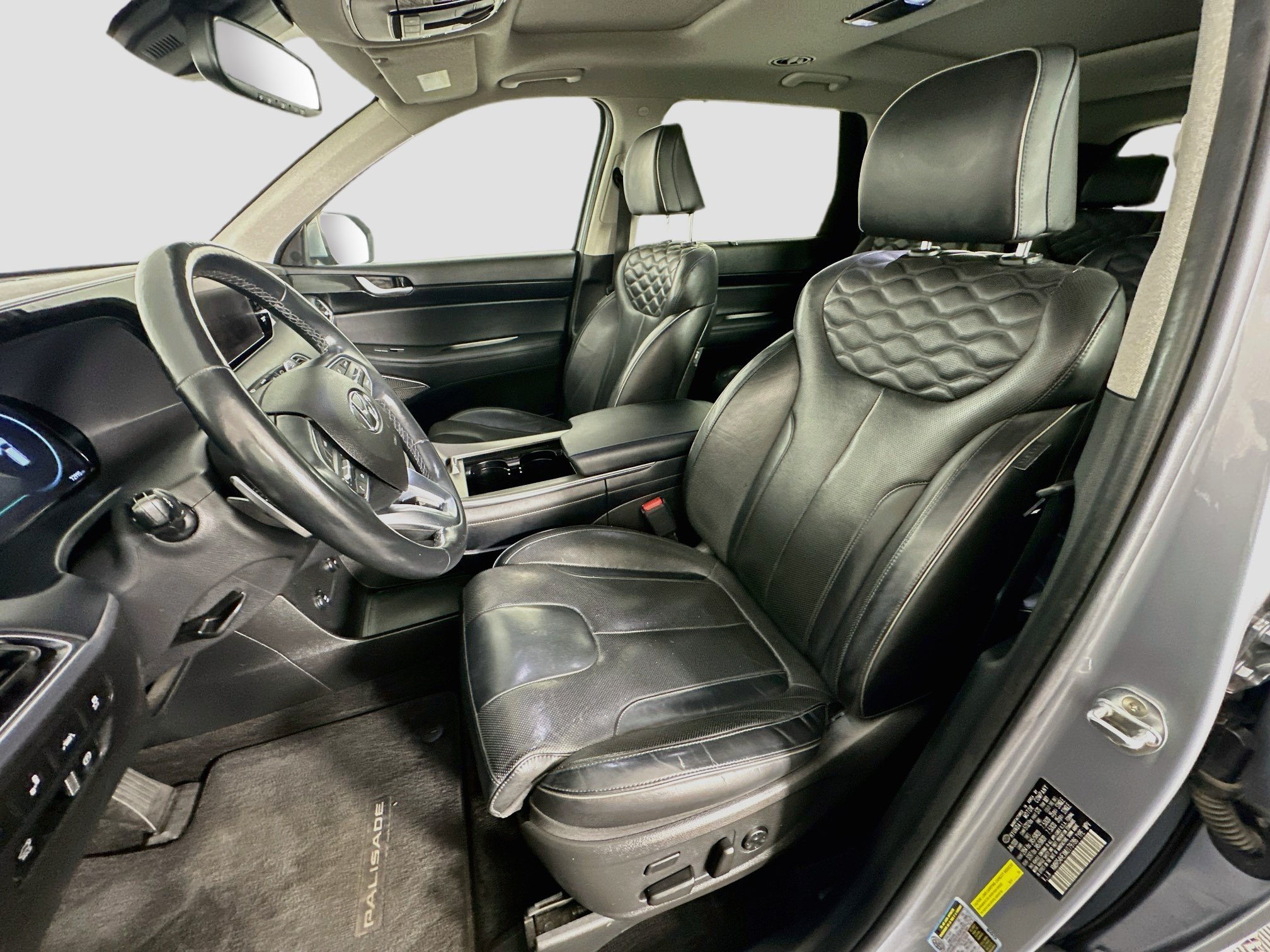 Used 2021 Hyundai Palisade Limited FWD image 13