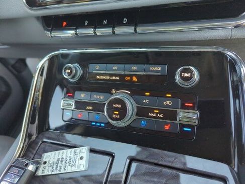 Used 2021 Lincoln Navigator Reserve w/ Luxury Package image 5